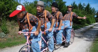 Al wreckett on the Tour de France in Mirepoix. The way is the other way !